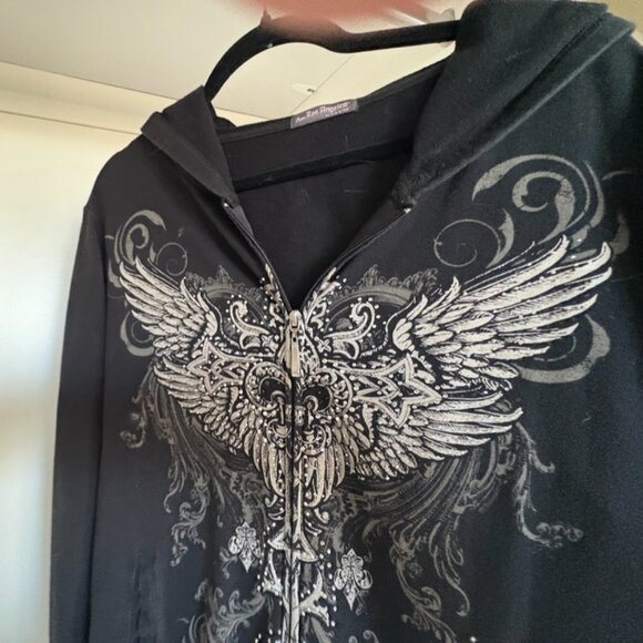 Black Hoodie with angel wings - Picture 3 of 6